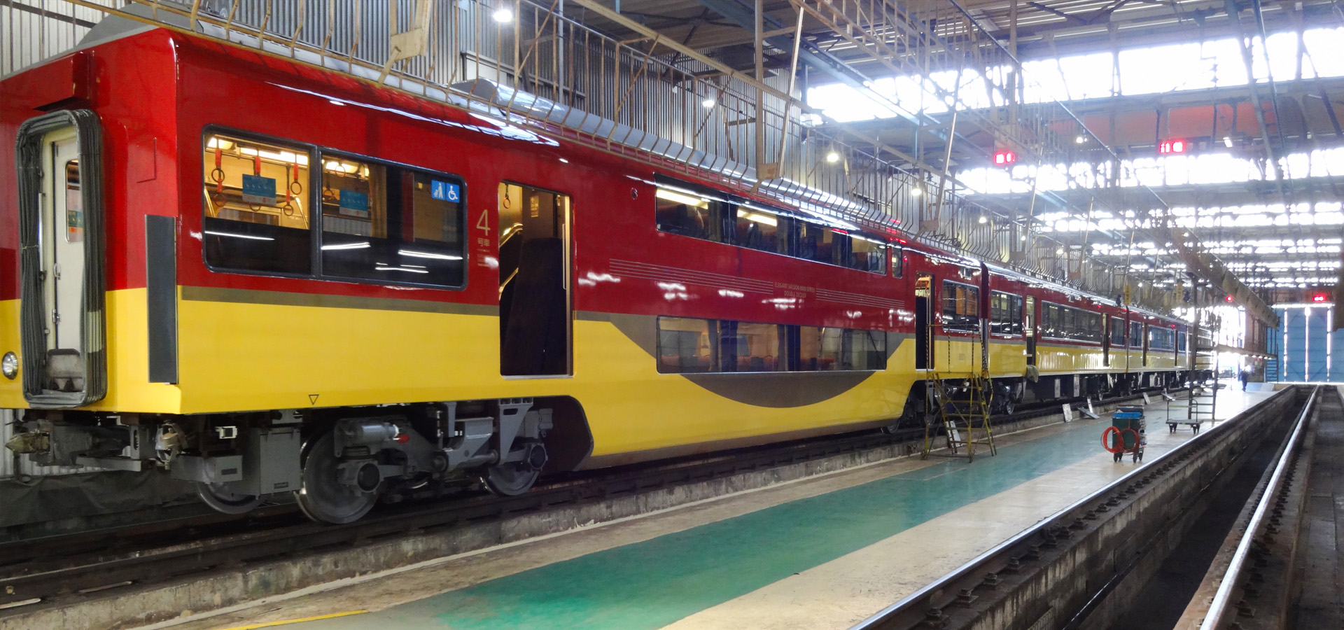 京阪電気鉄道　寝屋川車庫内