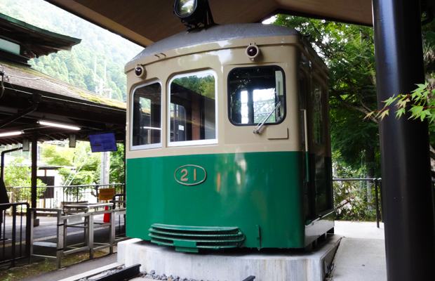 叡山電鉄 鞍馬駅に設置の記念車両の復元